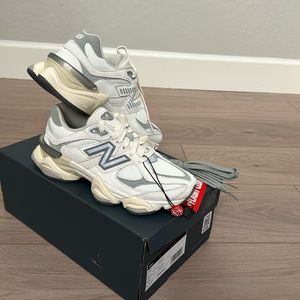 New balance 9060 sneakers in sea salt concrete